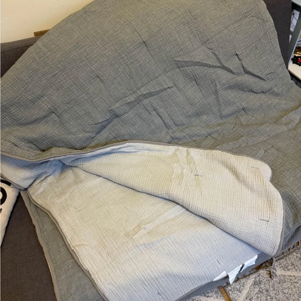 Parachute cream and grey quilted comforter